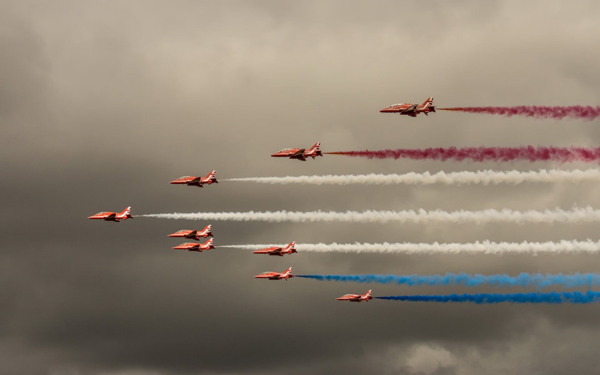 巴黎圣日耳曼继续领跑法甲，冠军在望