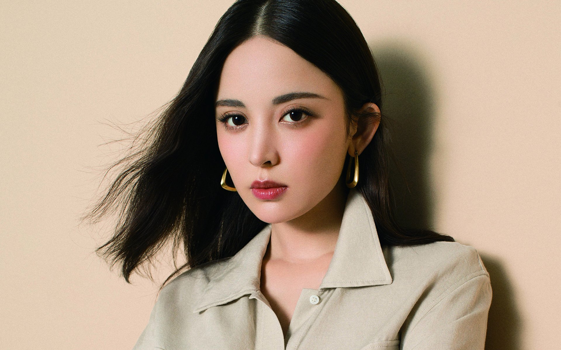 新闻中心通告体育设施开放时间变化说明，关于开放体育场馆的通知