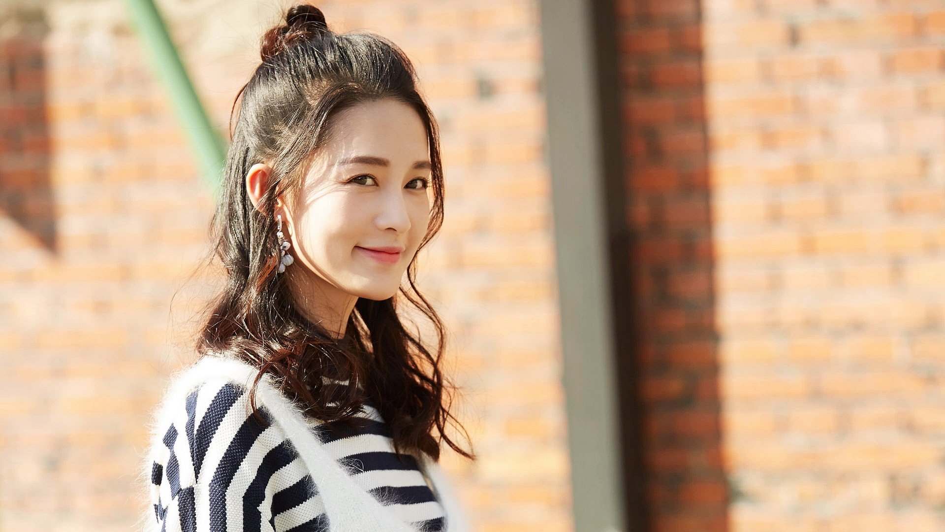 混合泳预赛突尼斯展现整体实力，混合泳比赛时间